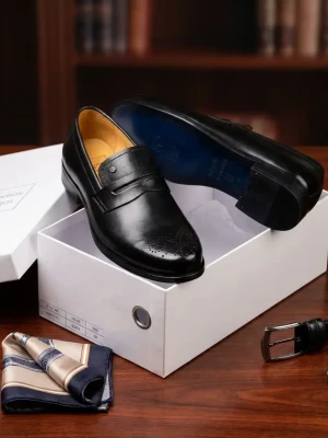 Roberto Serpentini Black Leather Penny Loafer with Brogue Detailing