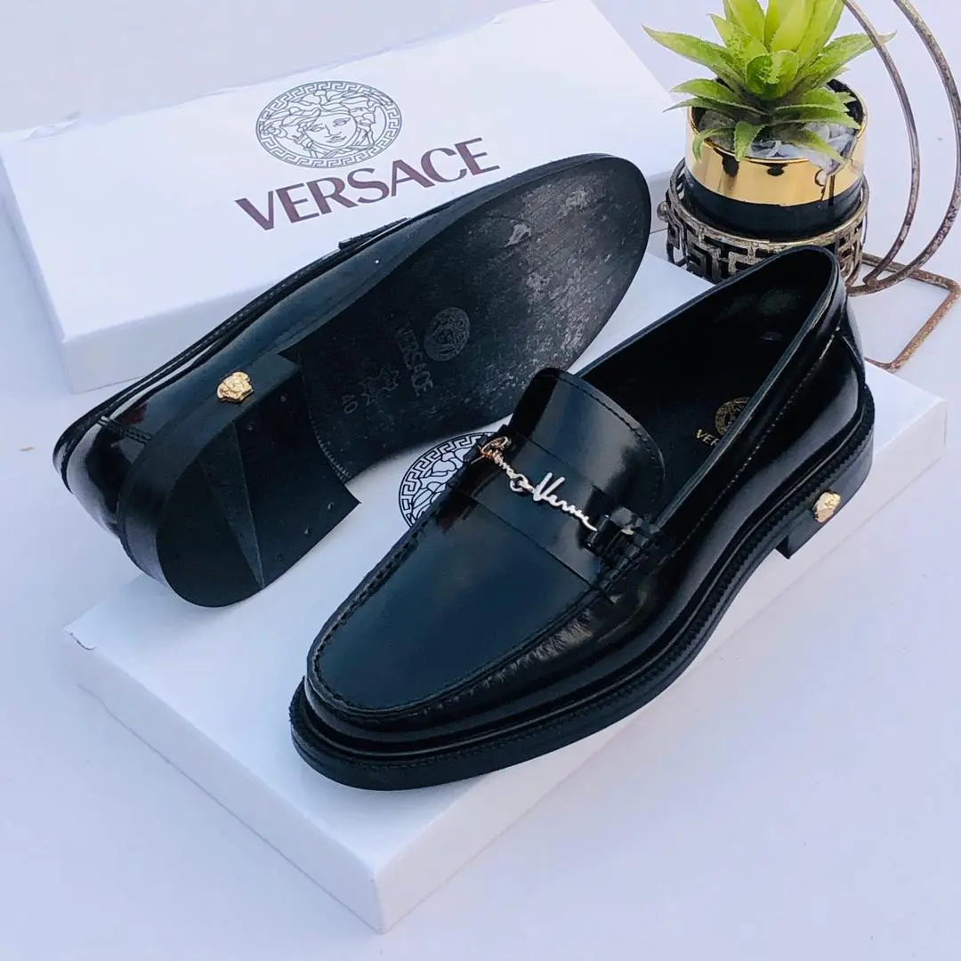 Versace Black Patent Leather Signature Chain Loafer Versace Black Patent Leather Signature Chain Loafer