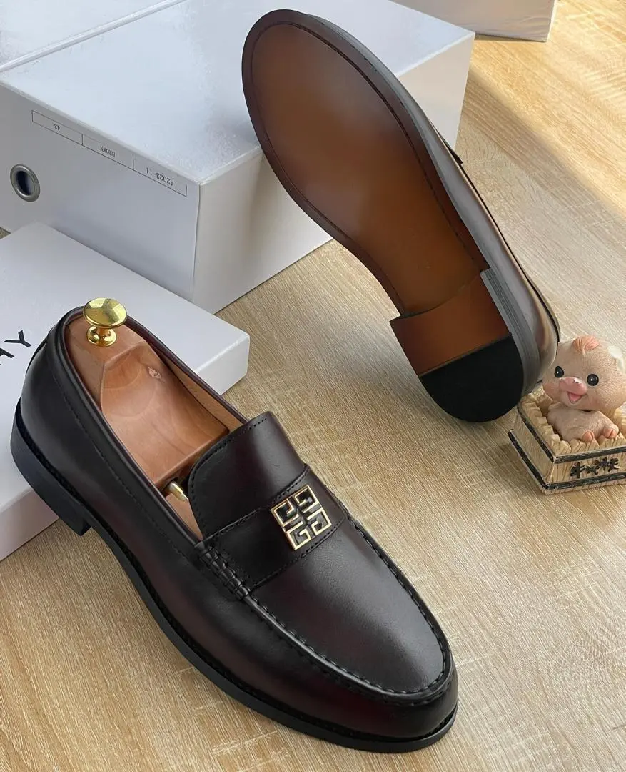 Givenchy 4G Buckle Loafer IMG-20251125-WA0102