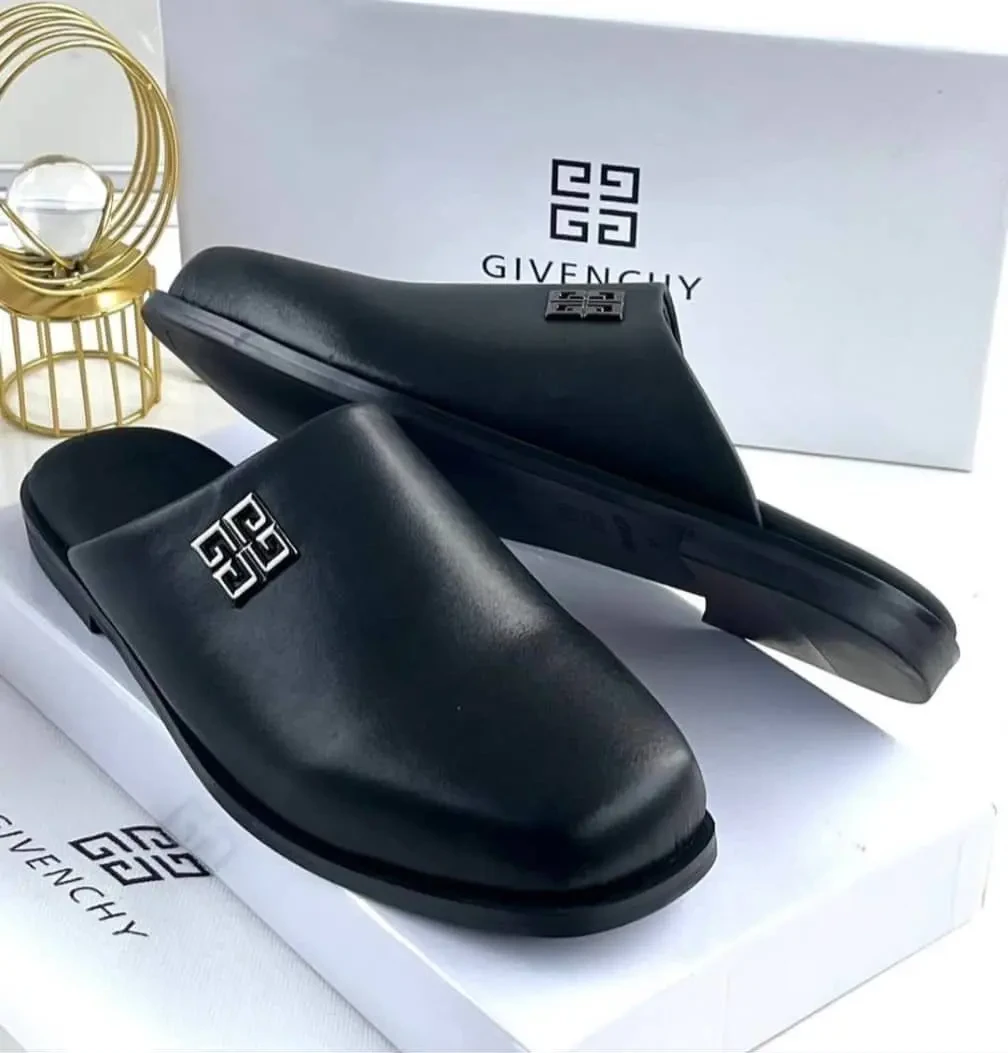 Givenchy™ Italian Leather Slide Sandal Luxury black Givenchy 4G logo slide sandals