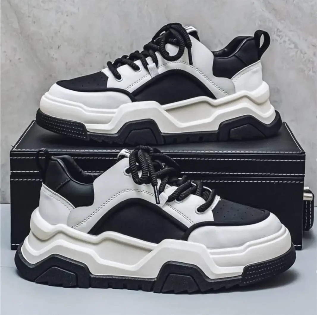 Aether Edge Chunky Sneaker Black and white Aether Edge chunky sneakers for men