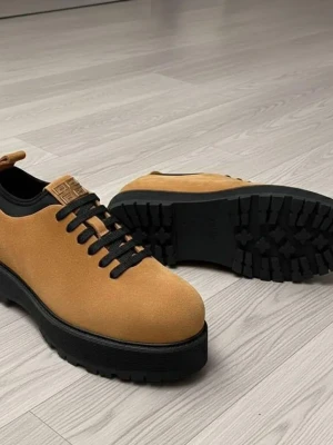 suede Givenchy Urban Street platform oxford