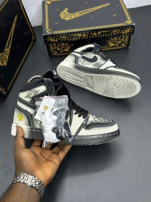 Premium Air Jordan 1 High sneakers