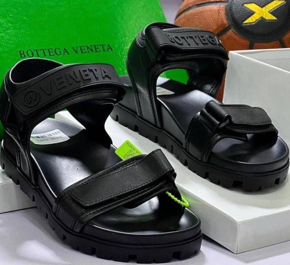 Authentic Bottega Veneta leather sandals Authentic Bottega Veneta leather sandals