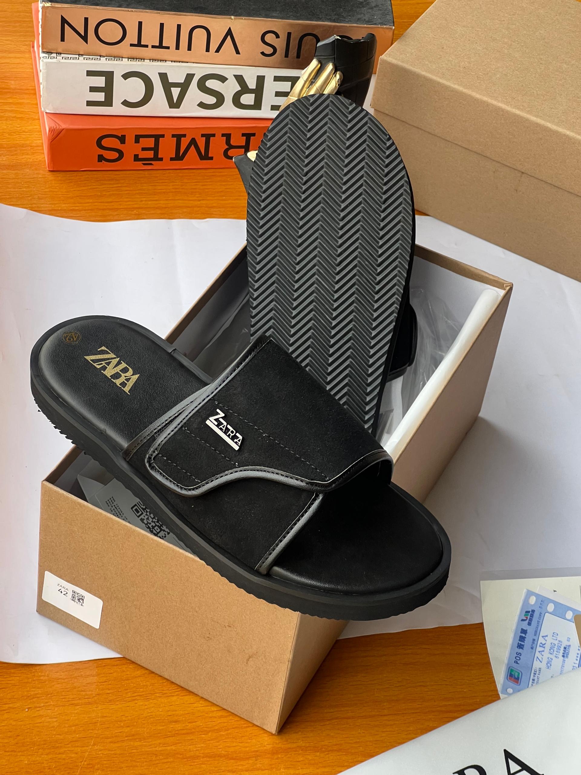 Authentic Zara black slide sandals Authentic Zara black slide sandals - Image 2
